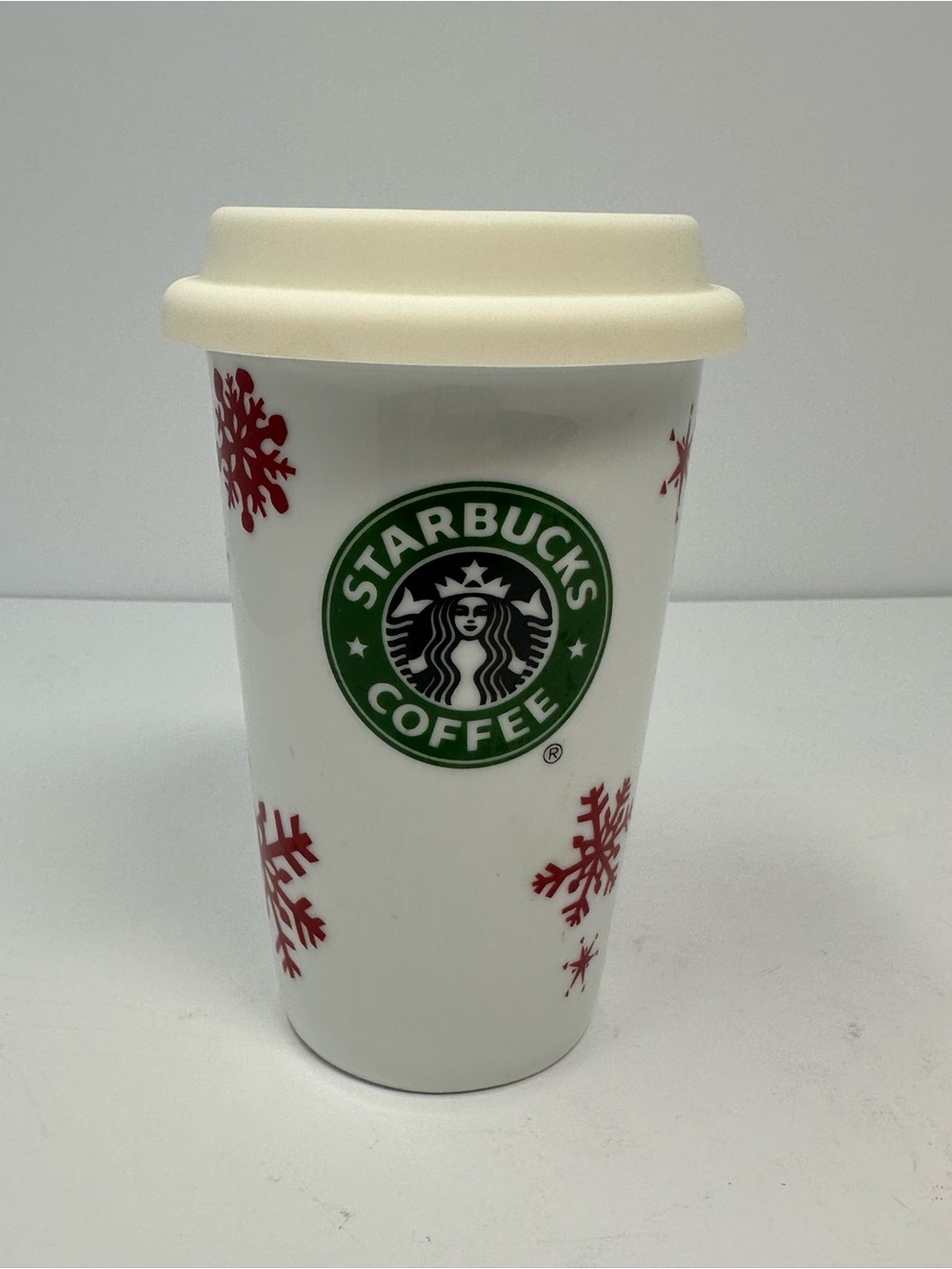 Starbucks Tumbler Holiday 12oz Ceramic 2010 Red Snowflakes Christmas Mug A1